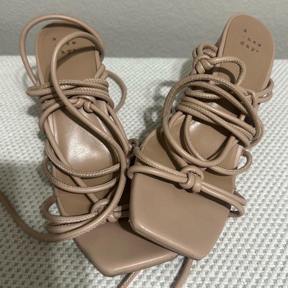 Nude Heels Size 7